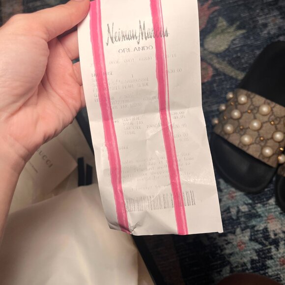 Gucci Women's Pursuit Pearl Stud Pool Slide Sandals | Size 6 US | Size EU 36 - Picture 10 of 11